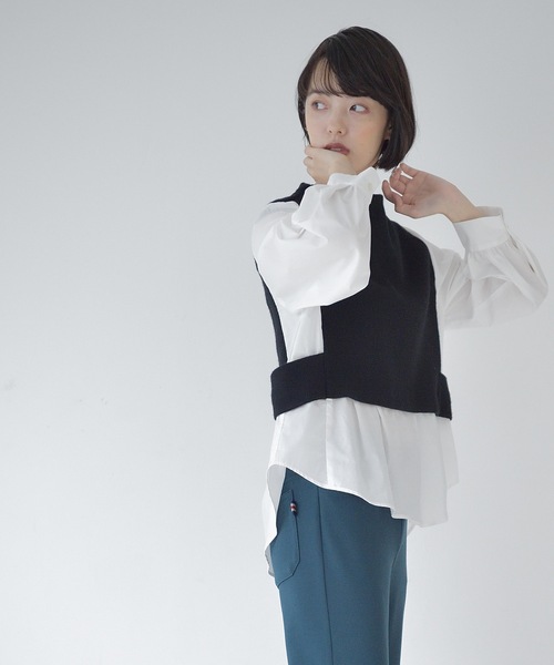 La SRIC（ラスリック）の「La SRIC / アシメドッキングシャツ（シャツ/ブラウス・レディース・オフホワイト/ライトベージュ・38）」の6枚目の写真