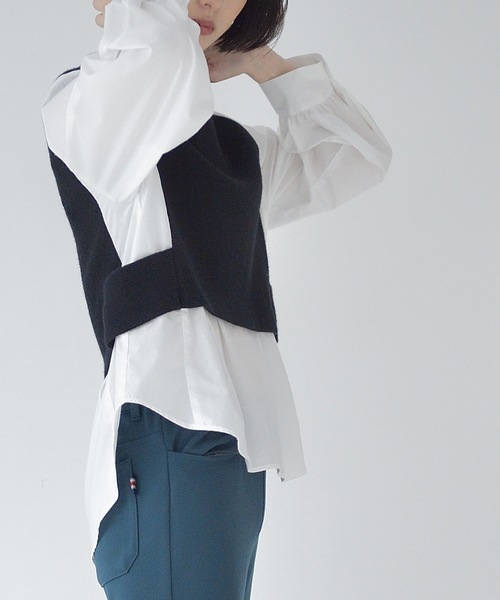 La SRIC（ラスリック）の「La SRIC / アシメドッキングシャツ（シャツ/ブラウス・レディース・オフホワイト/ライトベージュ・38）」の16枚目の写真