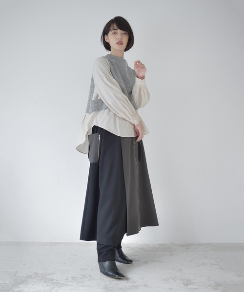 La SRIC（ラスリック）の「La SRIC / アシメドッキングシャツ（シャツ/ブラウス・レディース・オフホワイト/ライトベージュ・38）」の8枚目の写真