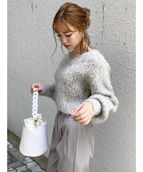 dazzlin(ダズリン)の「シュガークロップドニットトップス(ニット/セーター・レディース・ベージュ/パープル/ブルー/キャメル/グレー/ピンク・FREE)」の10枚目の写真