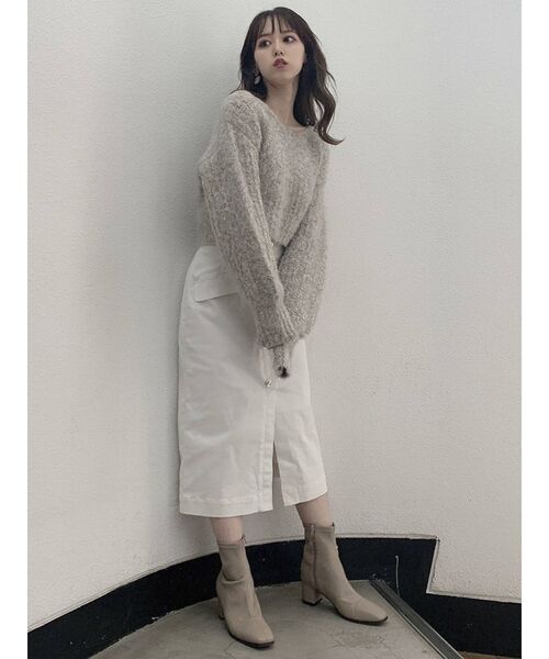 dazzlin(ダズリン)の「シュガークロップドニットトップス(ニット/セーター・レディース・ベージュ/パープル/ブルー/キャメル/グレー/ピンク・FREE)」の11枚目の写真