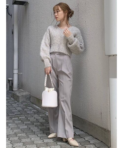 dazzlin(ダズリン)の「シュガークロップドニットトップス(ニット/セーター・レディース・ベージュ/パープル/ブルー/キャメル/グレー/ピンク・FREE)」の15枚目の写真