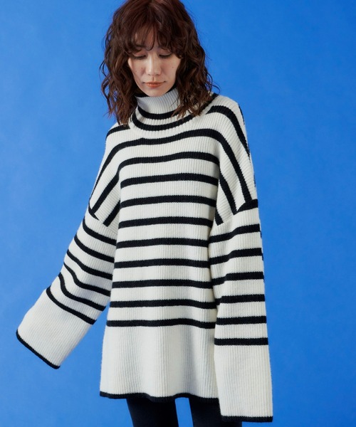 Auntie Rosa Holiday（アンティローザホリデー）の「タートルネックBIGニットプルオーバー（ニット/セーター・レディース・ライトブルー/オフホワイト/コーラルピンク・FREE）」の4枚目の写真