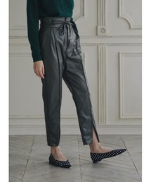 フェイクレザーハイウエストパンツ