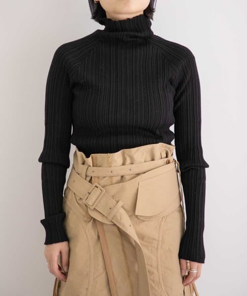 WANDERUNG（ワンデルング）の「WANDERUNG　Wool Ribbed Pullover（ニット/セーター・レディース・グリーン系その他/ブラック・FREE）」の17枚目の写真