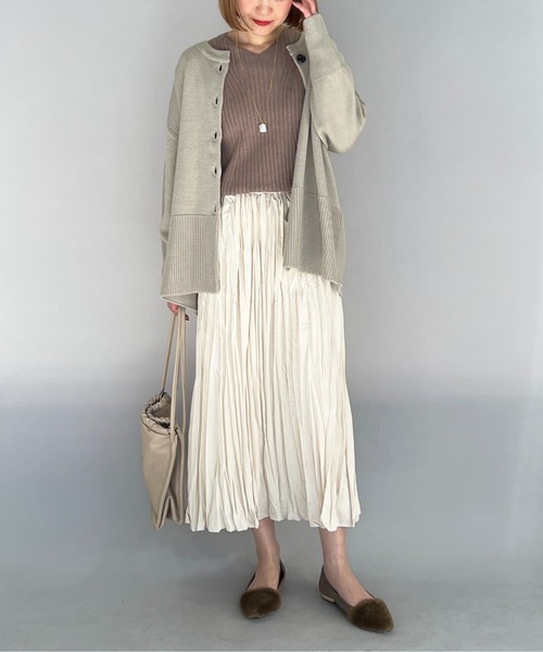 PICCIN(ピッチン)の「ワッシャープリーツロングスカート(スカート・レディース・アイボリー/ブラック/ライム・M)」の8枚目の写真