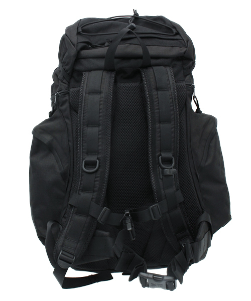 karrimor(カリマー)の「【karrimor SF】SABRE 35L(バックパック/リュック・メンズ・ブラック/オリーブ・FREE)」の4枚目の写真