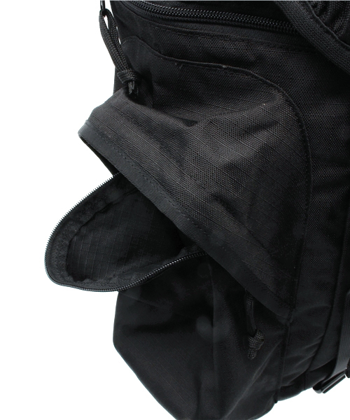 karrimor(カリマー)の「【karrimor SF】SABRE 35L(バックパック/リュック・メンズ・ブラック/オリーブ・FREE)」の9枚目の写真