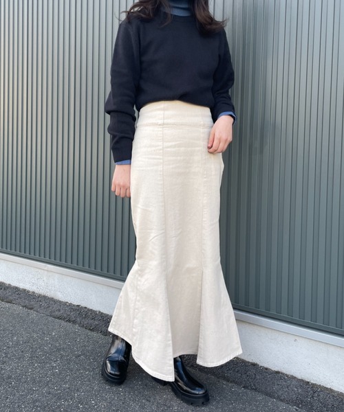 Chiaro(キアロ)の「ツイルハイウエストマーメイドスカート(スカート・レディース・ブラック/グリーン/アイボリー・FREE)」の11枚目の写真