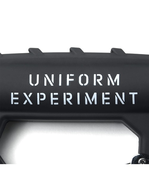 uniform experiment(ユニフォームエクスペリメント)の「BATTERY CARABINER(キーホルダー・メンズ・ブラック・FREE)」の4枚目の写真
