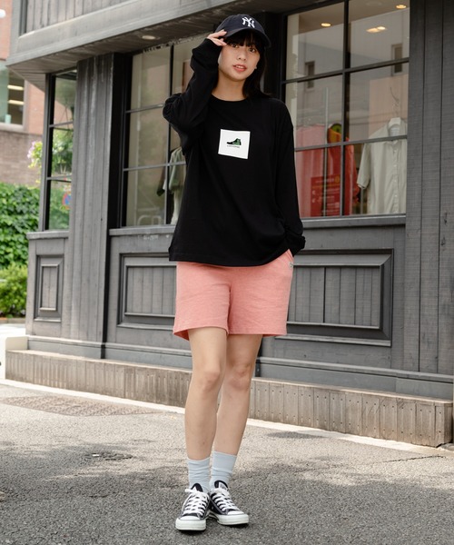 CONVERSE(コンバース)の「【CONVERSE/コンバース】バックプリントロンT ドロップショルダー/オーバーサイズ(Tシャツ/カットソー・メンズ・ブラック/ホワイト/ダークブルー/オフホワイト・MEDIUM/LARGE/X-LARGE)」の6枚目の写真