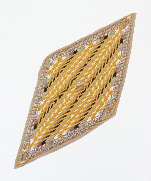 LBC（エルビーシー）の「シュシュ付き3WAYスカーフ　幾何柄（バンダナ/スカーフ・レディース・イエロー・FREE）」の8枚目の写真