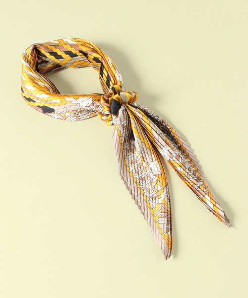 LBC（エルビーシー）の「シュシュ付き3WAYスカーフ　幾何柄（バンダナ/スカーフ・レディース・イエロー・FREE）」の7枚目の写真