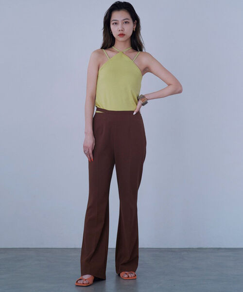 Ray BEAMS(レイビームス)の「Ray BEAMS / サイド カットアウト パンツ(その他パンツ・レディース・ダークブラウン/クリーム・1/0)」の5枚目の写真