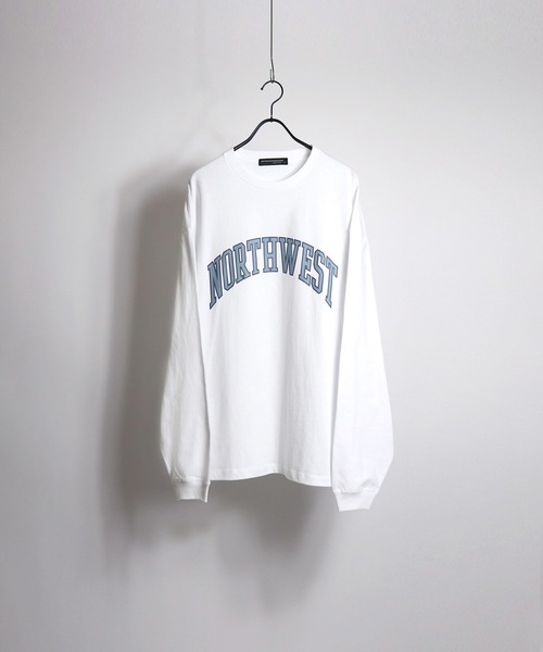 Confirm(コンファーム)の「Confirm / コンファーム カレッジロゴルーズシルエットロンT(Tシャツ/カットソー・メンズ・ホワイト/サンドグレー/ダークブルー/チャコールグレー/ナチュラル/グレイッシュベージュ・M/L)」の2枚目の写真