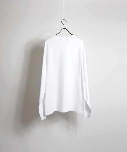 Confirm(コンファーム)の「Confirm / コンファーム カレッジロゴルーズシルエットロンT(Tシャツ/カットソー・メンズ・ホワイト/サンドグレー/ダークブルー/チャコールグレー/ナチュラル/グレイッシュベージュ・M/L)」の8枚目の写真