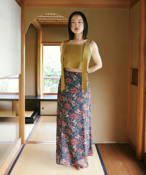 TINA：JOJUN（ティーナジョジュン）の「ベルト付き ニットベスト TINA：JOJUN（ベスト・レディース・ホワイト/イエロー/ブルー・M）」の5枚目の写真