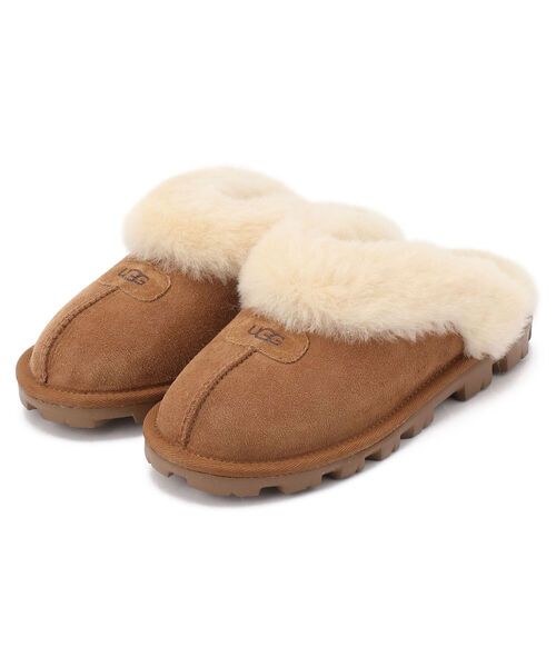 UGG（アグ）の「UGG(アグ） COQUETTE（コケット）屋内外兼用スリッパ（サンダル・レディース・ブラック/ベージュ/グレー・8/7/6）」の3枚目の写真