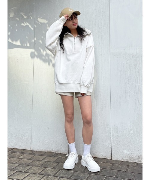 ENVYM（アンビー）の「リブカラーハーフジップＰＯ（スウェット・レディース・ホワイト/ブラック/ベージュ・FREE）」の16枚目の写真