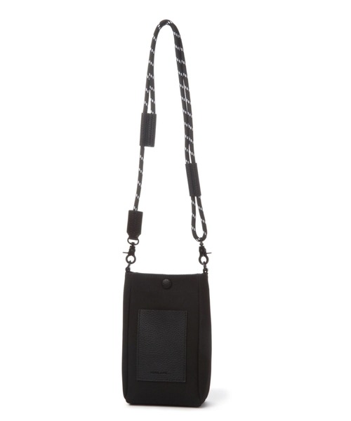 niko and...（ニコアンド）の「パラコードフェイクスウェードショルダー（ショルダーバッグ・メンズ・グレー/ブラック/グリーン/マスタード/オレンジ/ブラウン・FREE）」の2枚目の写真