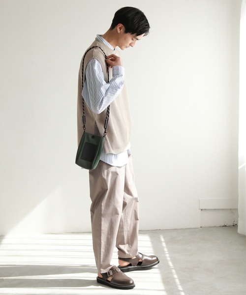 niko and...（ニコアンド）の「パラコードフェイクスウェードショルダー（ショルダーバッグ・メンズ・グレー/ブラック/グリーン/マスタード/オレンジ/ブラウン・FREE）」の10枚目の写真