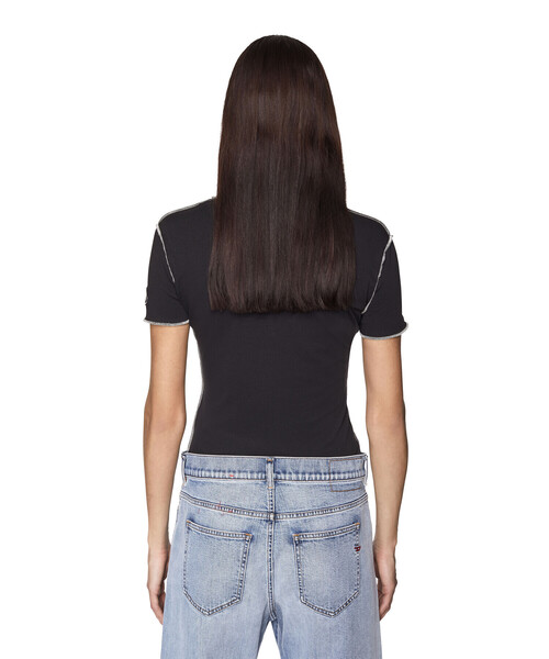DIESEL(ディーゼル)の「レディース トップス Tシャツ クルーネック 半袖(Tシャツ/カットソー・レディース・アイボリー/ブラック・LARGE/SMALL/MEDIUM/X-LARGE)」の18枚目の写真