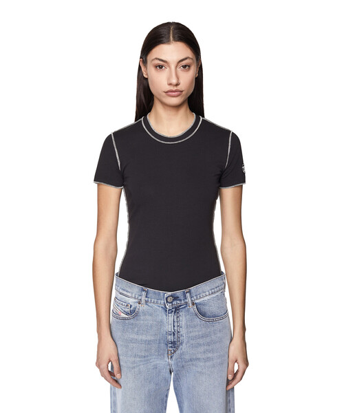 DIESEL(ディーゼル)の「レディース トップス Tシャツ クルーネック 半袖(Tシャツ/カットソー・レディース・アイボリー/ブラック・LARGE/SMALL/MEDIUM/X-LARGE)」の14枚目の写真