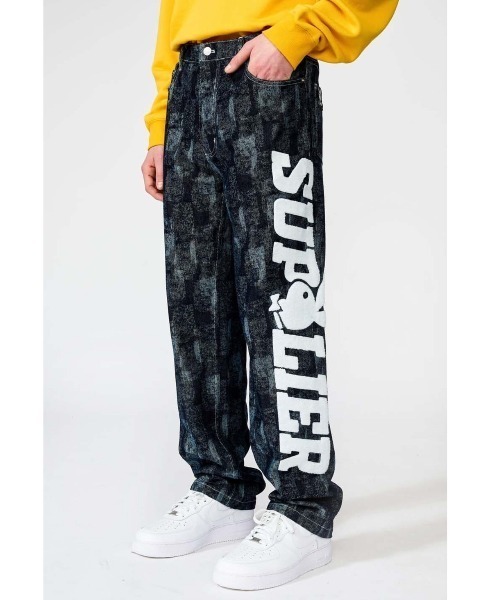 SUPPLIER(サプライヤー)の「【SUPPLIER/サプライヤー】PLAYBOY HUGE LOGO WASHED DENIM/ウォッシュド加工 サイド ロゴ デニム パンツ プレイボーイ コラボ(デニムパンツ・メンズ・ブラック・M/L)」の9枚目の写真