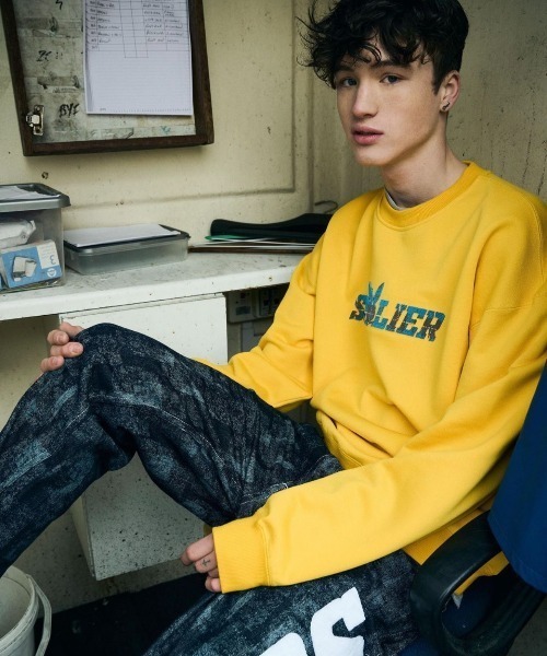 SUPPLIER(サプライヤー)の「【SUPPLIER/サプライヤー】PLAYBOY HUGE LOGO WASHED DENIM/ウォッシュド加工 サイド ロゴ デニム パンツ プレイボーイ コラボ(デニムパンツ・メンズ・ブラック・M/L)」の3枚目の写真