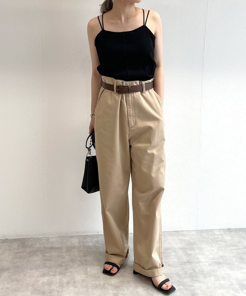 w closet(ダブルクローゼット)の「カップ付きショートキャミソール(キャミソール・レディース・オフホワイト/ブラック/モカ・FREE)」の21枚目の写真