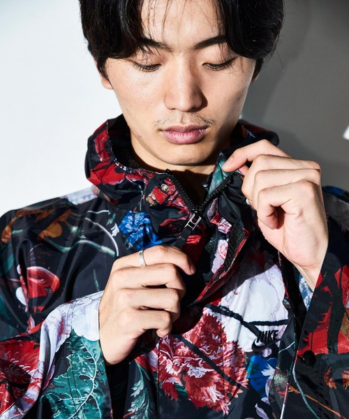 NIKE（ナイキ）の「NIKE AS M NSW TP PONCHO FLRL / ナイキ メンズ