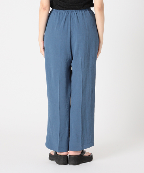 B.C STOCK（ベーセーストック）の「サテンイージーカラーパンツ（その他パンツ・レディース・イエロー/オレンジ/ブルー系その他・FREE）」の17枚目の写真