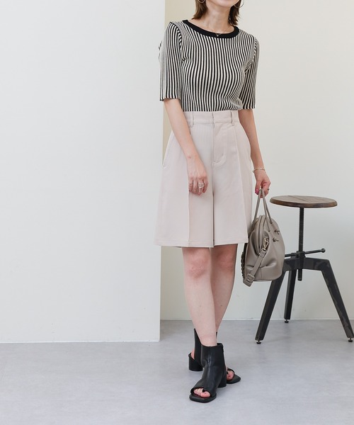 COLONY 2139（コロニートゥーワンスリーナイン）の「セットアップ対応 / TRPUピンタックバミューダパンツ/ハーフパンツ（その他パンツ・レディース・ブラック/アイボリー・FREE）」の11枚目の写真