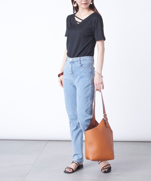 SETUP7(セットアップセブン)の「【SETUP7】アイレットベルトVネックカットソー SCCH164(Tシャツ/カットソー・レディース・ブラック/グレー/ホワイト/イエロー/グリーン/ピンク・FREE)」の7枚目の写真