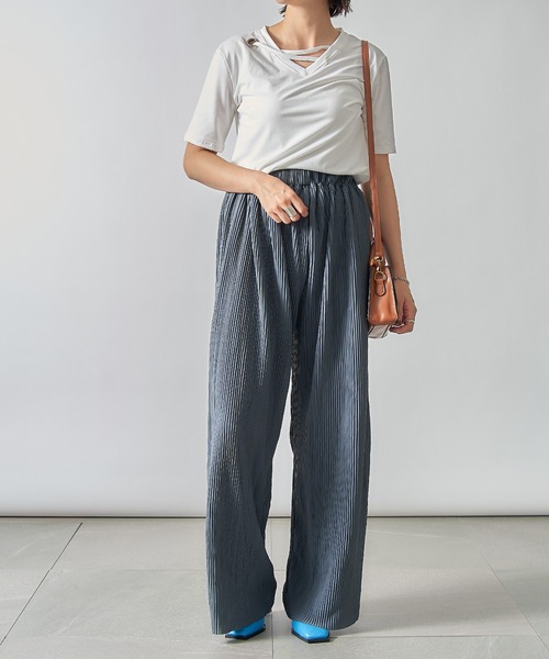 SETUP7(セットアップセブン)の「【SETUP7】アイレットベルトVネックカットソー SCCH164(Tシャツ/カットソー・レディース・ブラック/グレー/ホワイト/イエロー/グリーン/ピンク・FREE)」の11枚目の写真