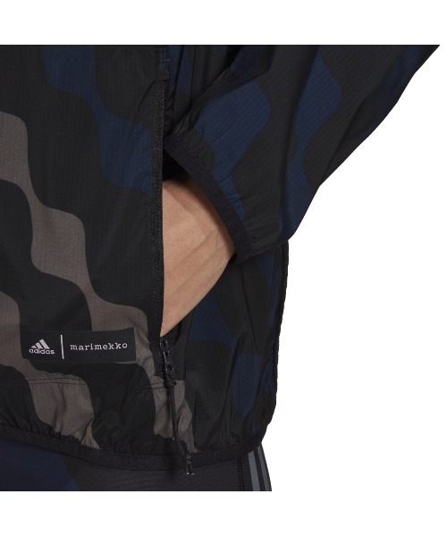 adidas(アディダス)の「アディダス adidas WMMKRIJACKET(ナイロンジャケット・レディース・オレンジ/ブラック・M/XL/S/L)」の7枚目の写真
