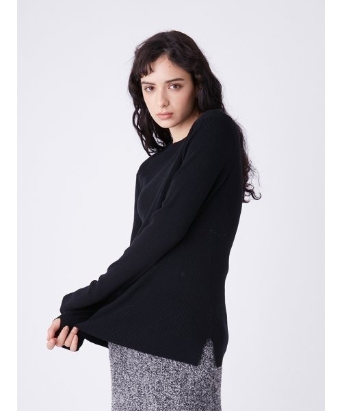 Mila Owen（ミラオーウェン）の「クルーネックリブニット（ニット/セーター・レディース・ホワイト/ブラック/グレー/カーキ/ターコイズブルー/その他/モカ/キャメル/ブルー/オレンジ・1/0）」の3枚目の写真