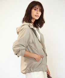 マウンテンパーカー