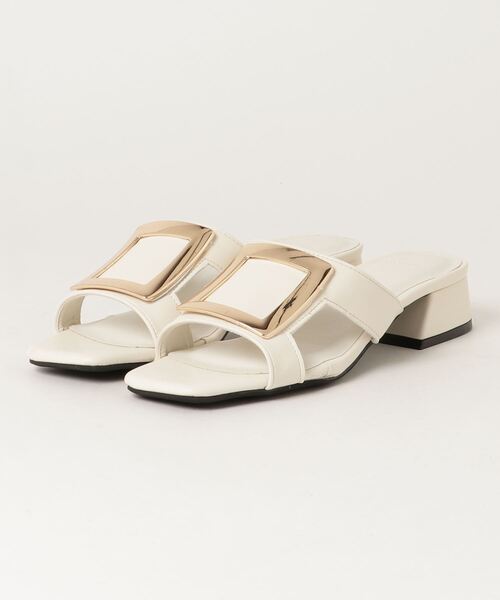 minia(ミニア)の「GDスクエアバックルサンダル(サンダル・レディース・ブラック/ゴールド/グリーン/アイボリー・LL/S/M/L)」の2枚目の写真