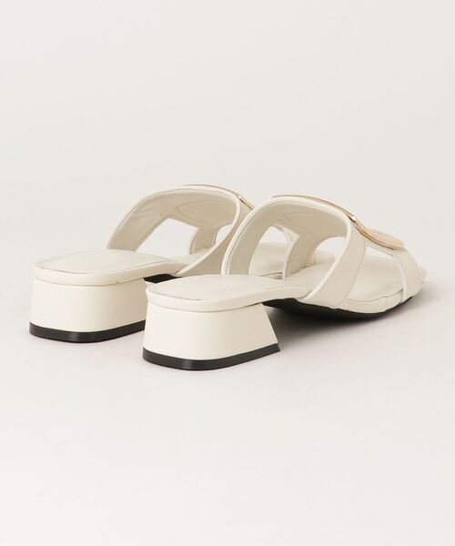 minia(ミニア)の「GDスクエアバックルサンダル(サンダル・レディース・ブラック/ゴールド/グリーン/アイボリー・LL/S/M/L)」の5枚目の写真