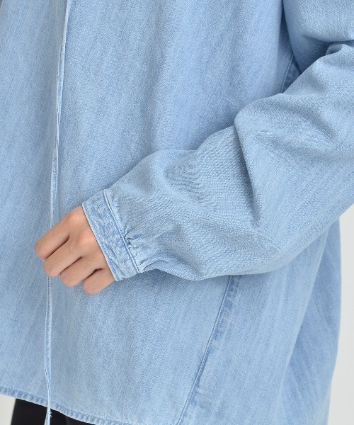 Moname（モナーム）の「デニム フリル ブラウス（シャツ/ブラウス・レディース・ブルー・FREE）」の7枚目の写真