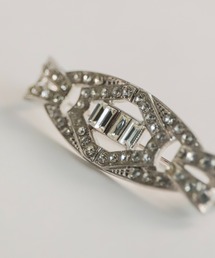 ビジューアールデコブローチ