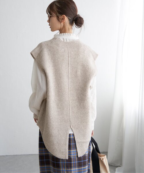 LBC（エルビーシー）の「cafeウールバックスリットベスト（ベスト・レディース・グレー/ブラック/ベージュ・M）」の17枚目の写真