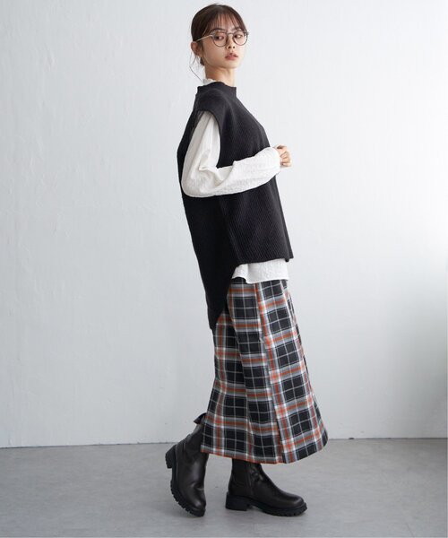 LBC（エルビーシー）の「cafeウールバックスリットベスト（ベスト・レディース・グレー/ブラック/ベージュ・M）」の10枚目の写真