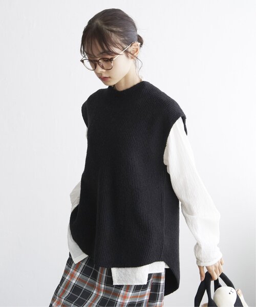 LBC（エルビーシー）の「cafeウールバックスリットベスト（ベスト・レディース・グレー/ブラック/ベージュ・M）」の7枚目の写真