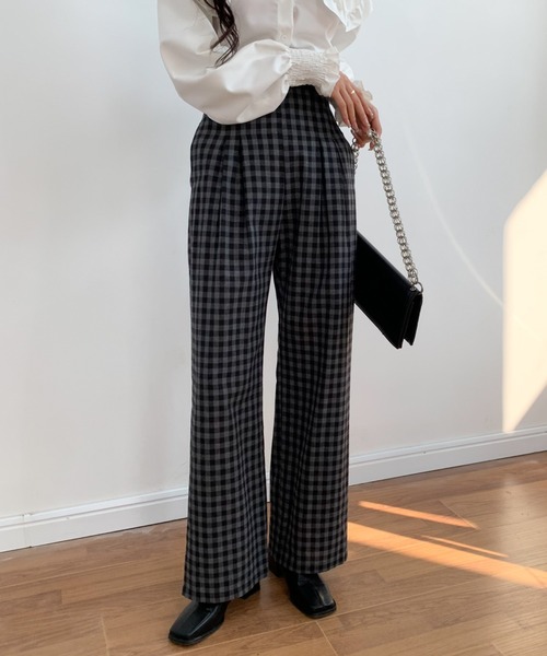 ECLIN（エクラン）の「ハイウエストギンガムチェックセミワイドパンツ（その他パンツ・レディース・ブラック/ブラウン/グリーン・S/M/L）」の16枚目の写真