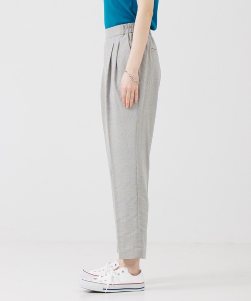 abahouse mavie（アバハウスマヴィ）の「【感嘆】タックテーパードパンツチェック（スラックス・レディース・ベージュ系その他/ブラウン系その他/ベージュ系その他2・34/36/40/32/38）」の20枚目の写真