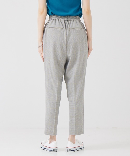 abahouse mavie（アバハウスマヴィ）の「【感嘆】タックテーパードパンツチェック（スラックス・レディース・ベージュ系その他/ブラウン系その他/ベージュ系その他2・34/36/40/32/38）」の21枚目の写真