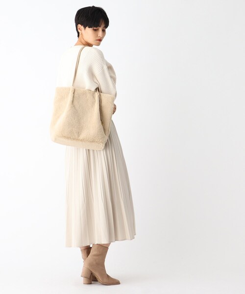 OPAQUE.CLIP(オペークドットクリップ)の「◆フェイクファートートバッグ【A4サイズ収納可】(トートバッグ・レディース・ライトベージュ/グレー/オフホワイト/ダークブラウン・00)」の12枚目の写真