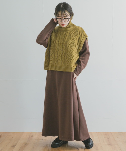 ITEMS URBANRESEARCH（アイテムズ アーバンリサーチ）の「ケーブルニットベスト（ベスト・レディース・チャコールグレー/ベージュ/グリーン系その他・FREE）」の17枚目の写真